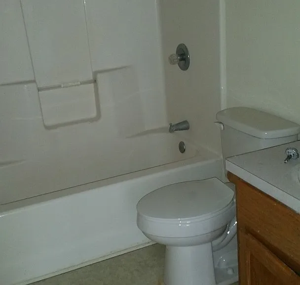 1434 Wades Point Rd — Photo 2