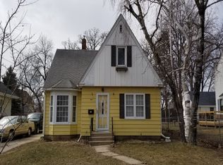 911 4th Ave SE, Rochester, MN 55904