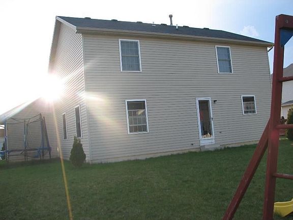 2nd image of 1134 N Finch Dr
