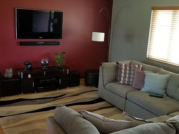 3rd image of 28437 Magnolia Dr