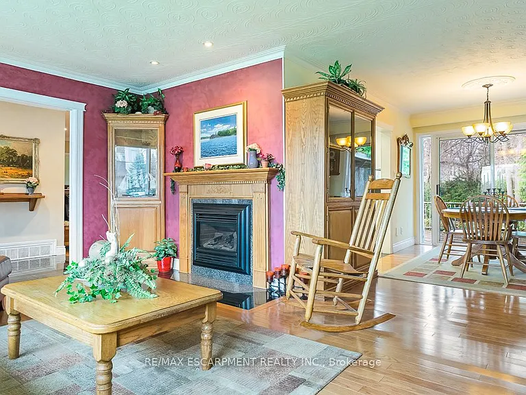 1546 Lorne Wood Rd — Photo 8