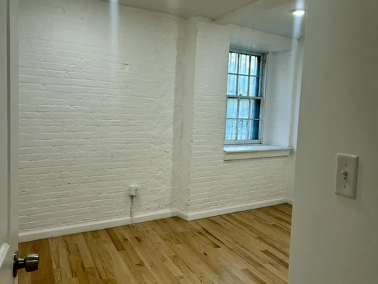 155 River St #BB — Photo 9