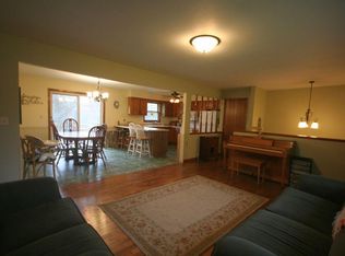 236 Lorinda Ln, Neosho, WI 53059