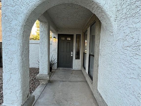 2nd image of 5853 Killala Ct
