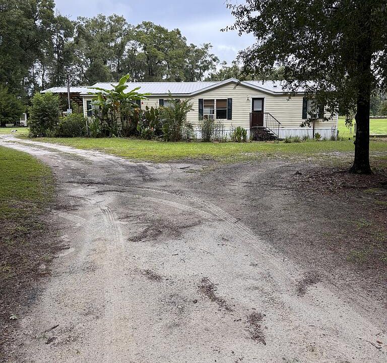 1st image of 5699 SW 48th Ct