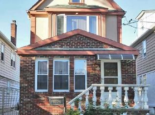 9126 218th St, Queens Village, NY 11428