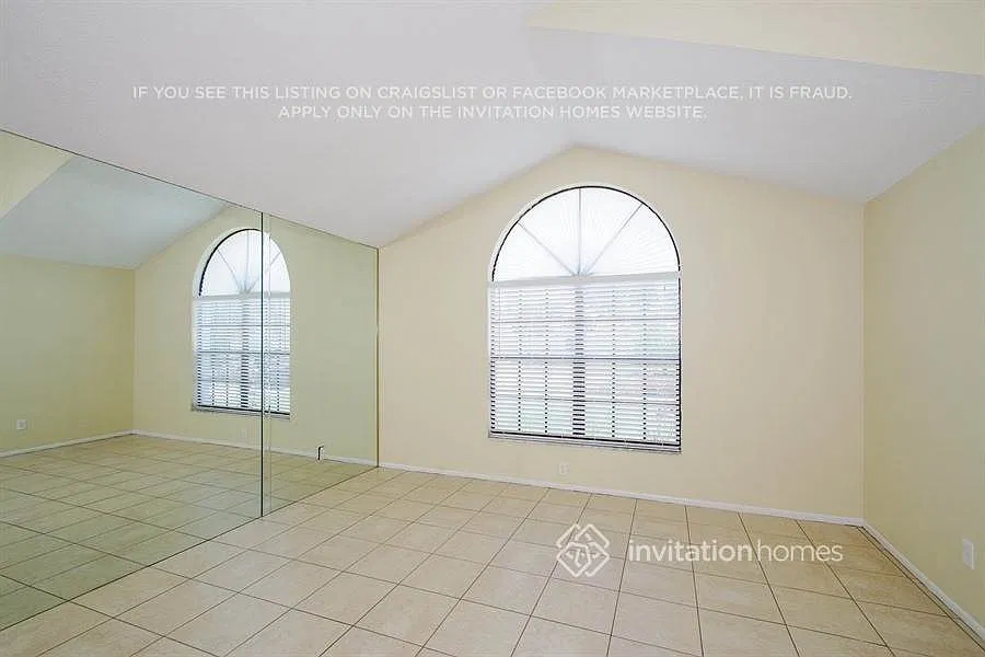 5805 Grand Canyon Dr Orlando, FL 32810 — Photo 4