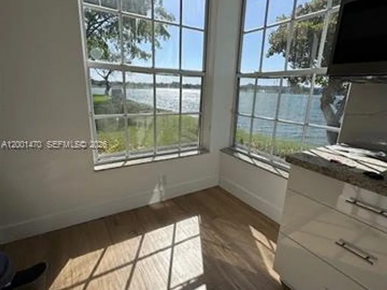 14621 Balgowan Rd #Townhouse 102-3 — Photo 10