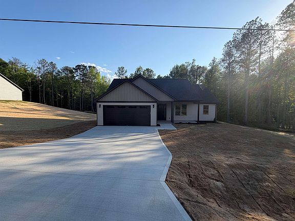 2nd image of 173 Susans Rd