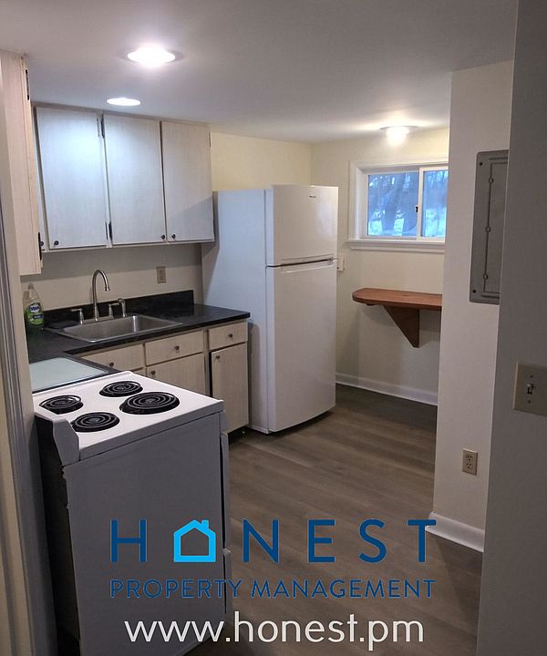 1st image of 60 Cumberland St #4