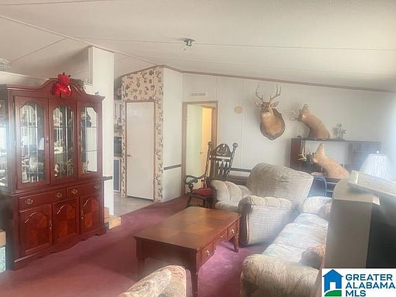 4th image of 555 Idalia Rd