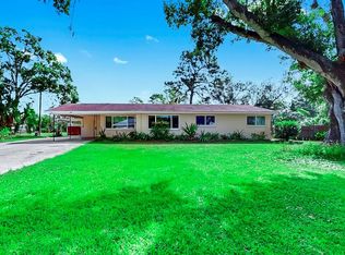 406 2nd St SW, Ruskin, FL 33570