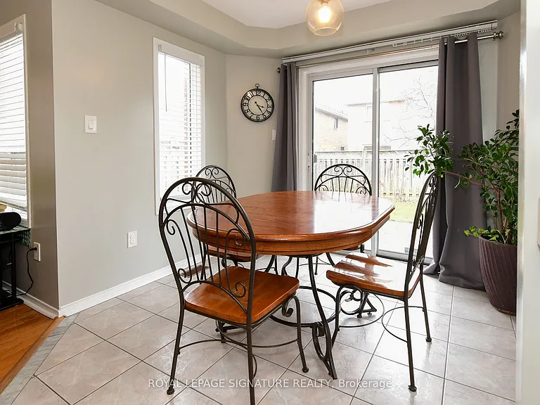 5239 River Forest Ct — Photo 12