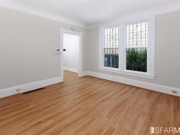 3rd image of 231 Miramar Ave