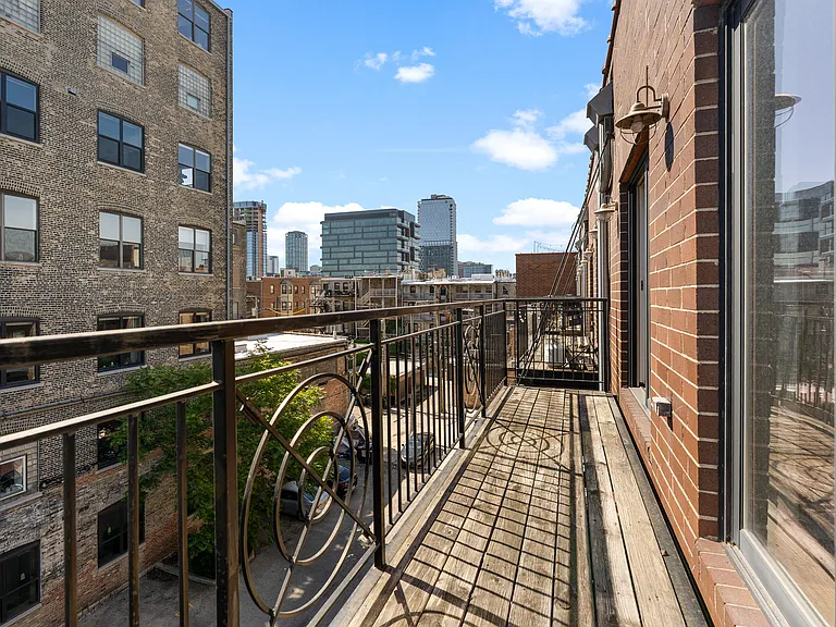 529 N Racine Ave #3 — Photo 21