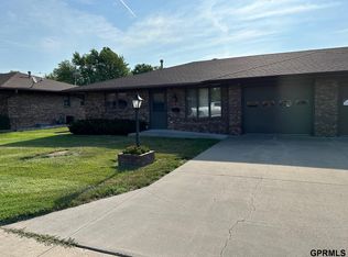 1014 1st St APT 7, Milford, NE 68405