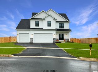 21 S 5th St, Eldridge, IA 52748