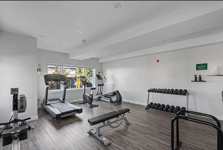 135 Waterman Ave #11 — Photo 10