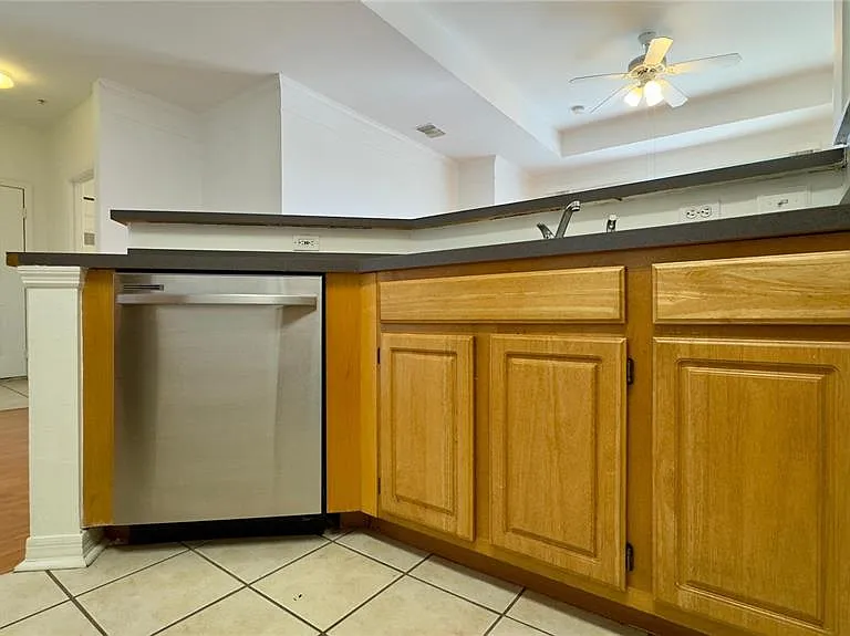 6413 Astor Village Ave #309 — Photo 15