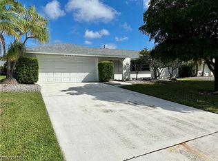 1023 El Rio Ave, Fort Myers, FL 33919