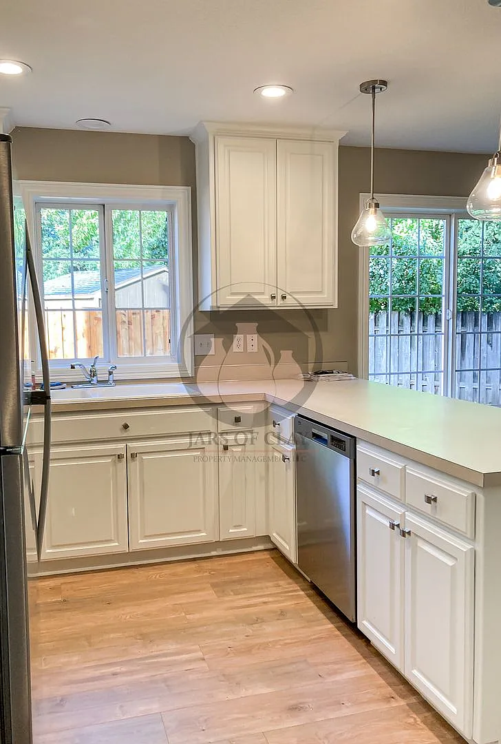Duplex- Canby #2022-1215 — Photo 3