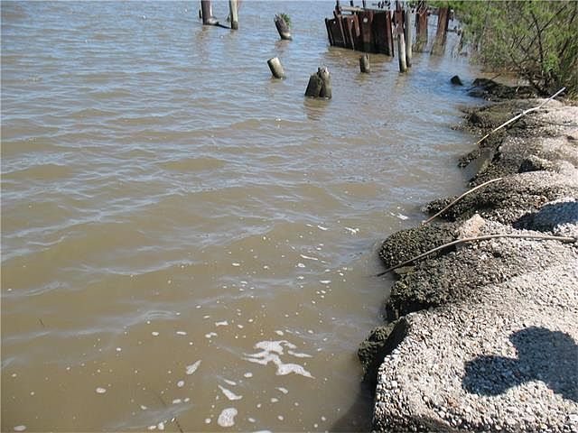 2nd image of 359 Hwy 90