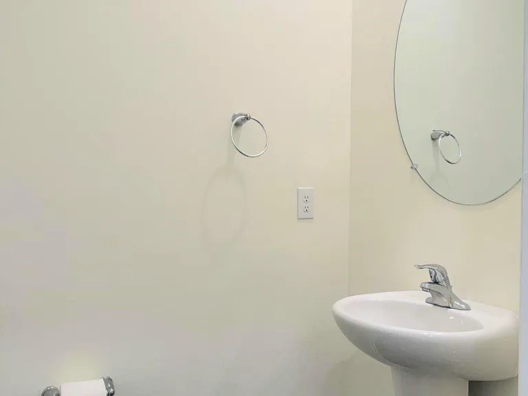 324 Mazzeo Dr — Photo 9
