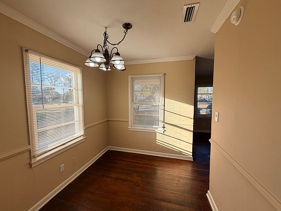 4th image of 407 Canna Dr