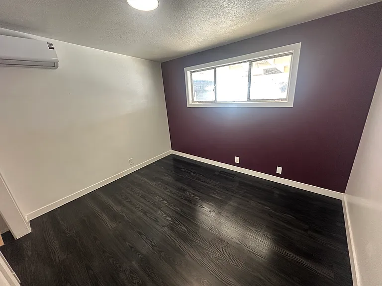 3335 S 1940 W — Photo 9