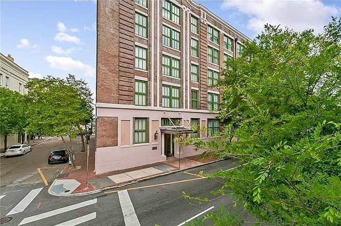 1st image of 700 S Peters St APT 302
