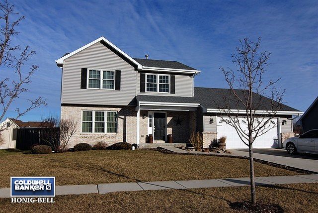 1st image of 885 Pheasant Ln