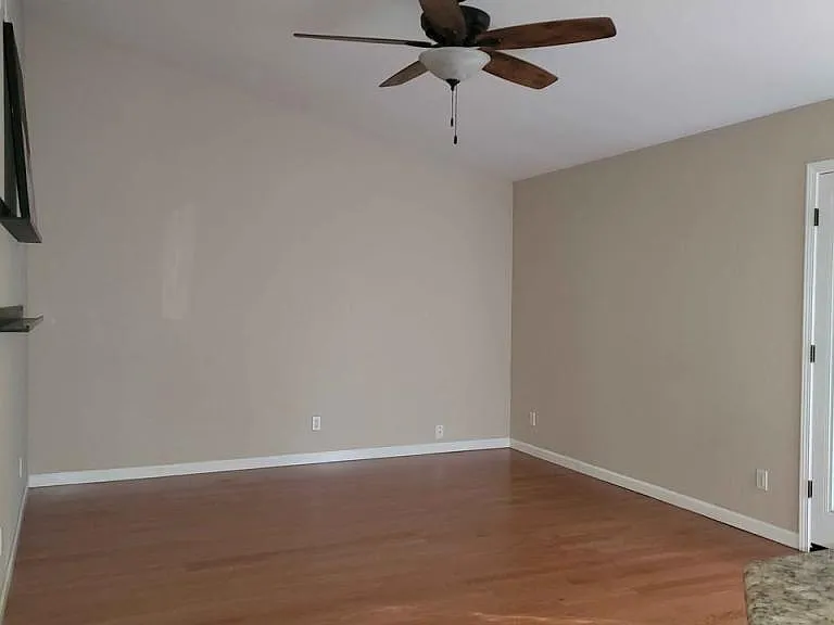 3941 Supreme Ct — Photo 18