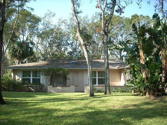 4th image of 810 Lindenwood Cir E