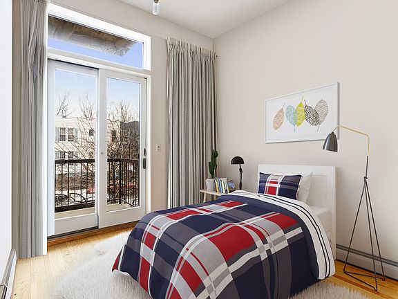 4th image of 393 17th St APT 2B