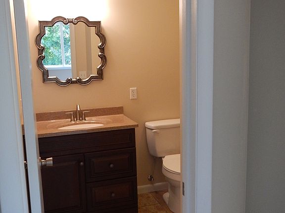 5th image of 237 Camby Dr
