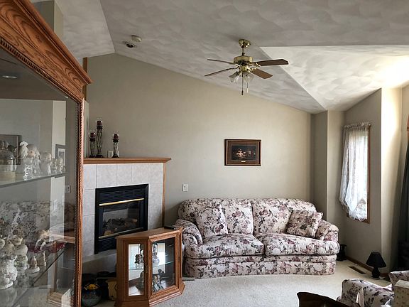 5th image of 1293 Bellflower Ln NE
