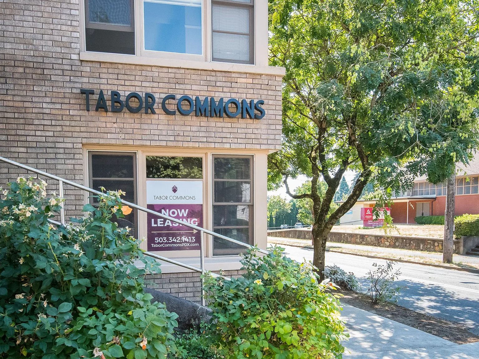 Tabor Commons — Photo 2