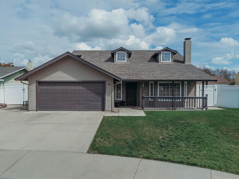 1st image of 35 Fruitwood Pl