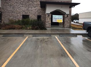 659 S Main St, Lumberton, TX 77657