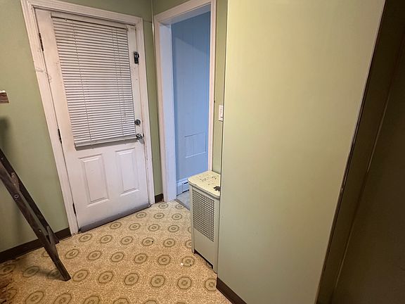 3rd image of 7 Harriet Ave Unit 1