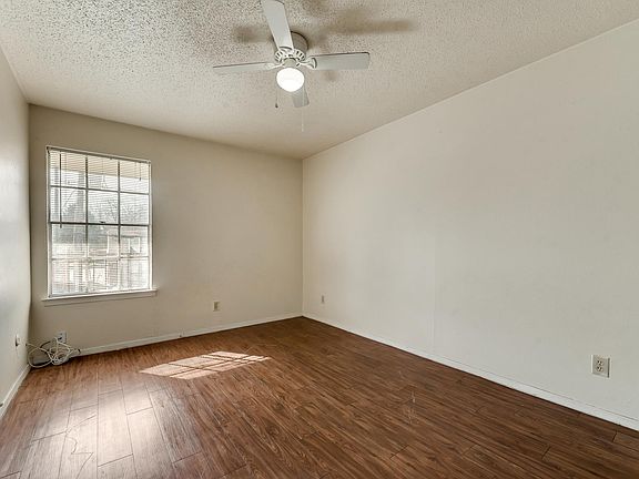 3rd image of 108 E Cedar St #2