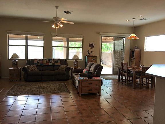 3rd image of 8045 N Sombrero Point Dr