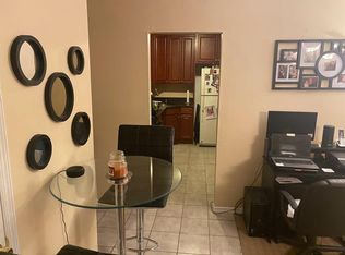 360 College Dr, Edison, NJ 08817