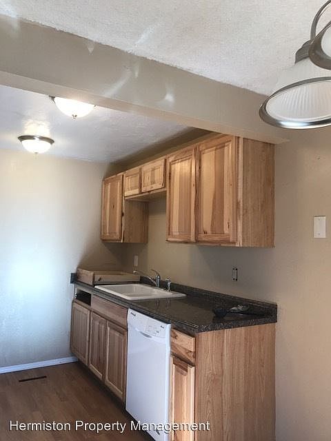 2nd image of 350 E Dogwood Ave APT C
