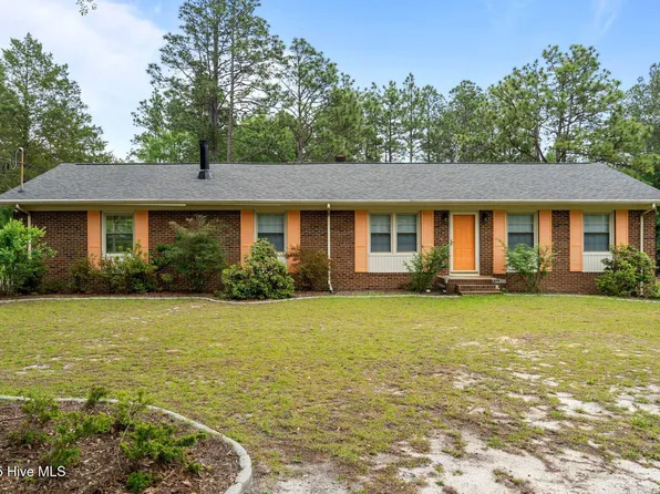 1504 Eastview Drive, Aberdeen, NC 28315