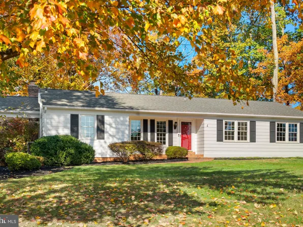 26208 Rudale Dr, Clarksburg, MD 20871
