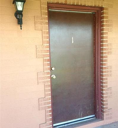 2nd image of 5107 E Oak St APT 1