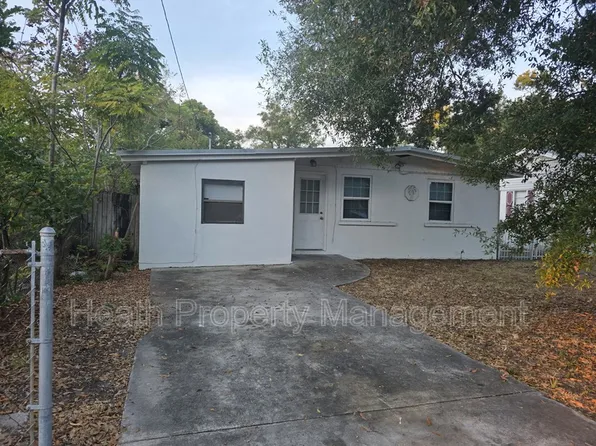 504 6th Ave NW, Largo, FL 33770
