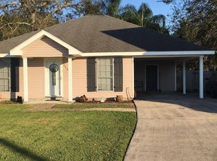 613 Holiday Dr, Houma, LA 70364