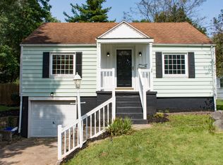705 Lakeview Dr, North parkersburg, WV 26104